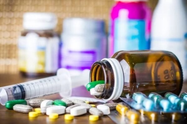 संसद में पेश होगा नया दवा कानून: जल्द बदलेगा 80 साल पुराना ड्रग्स एंड कॉस्मेटिक्स एक्ट Drug cosmetics