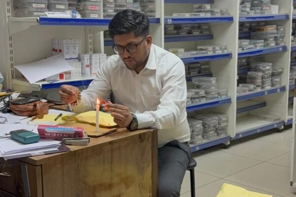हरिद्वार में खांसी की दवाओं पर औषधि विभाग की सख्ती, सैंपल जांच अभियान तेज – राज्यभर में दवा सुरक्षा को लेकर ताजबर सिंह जग्गी के निर्देश पर कार्रवाई